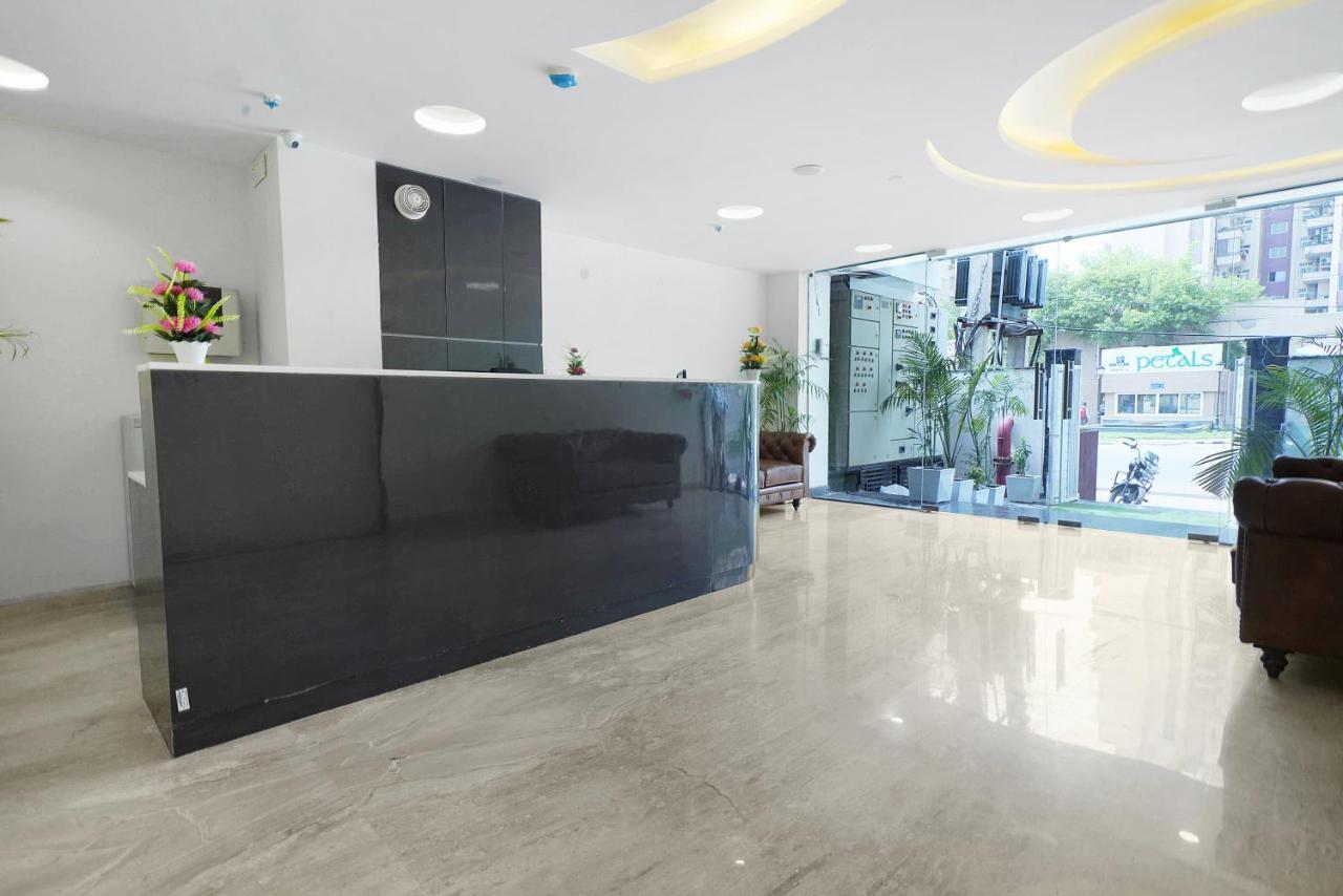 Hotel Octave Orchid Vista Gurgaon Esterno foto